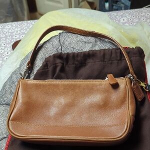Coach Tan Leather Shoulder Bag.Hampton Demi